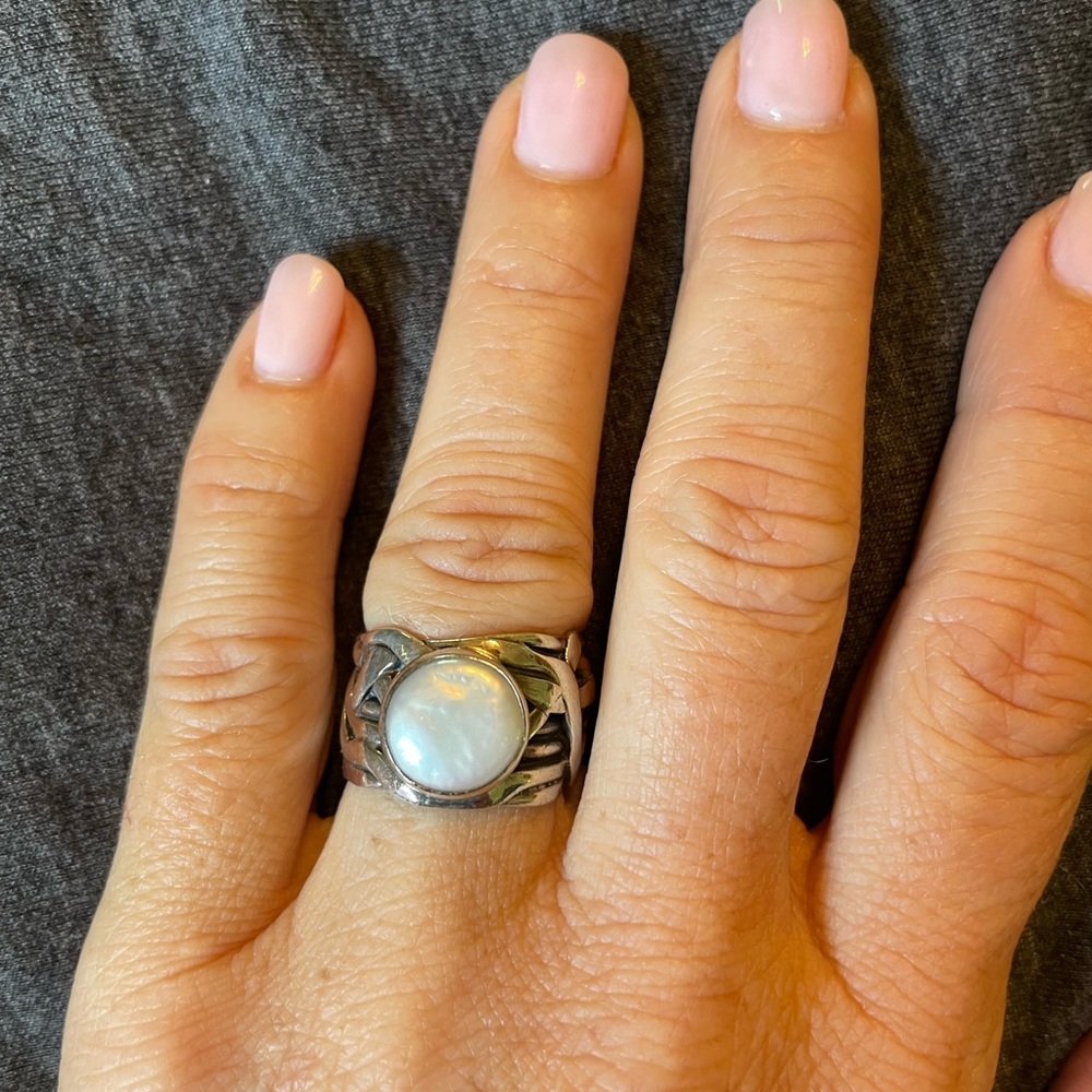 Silpada sterling silver and white coin pearl ring.